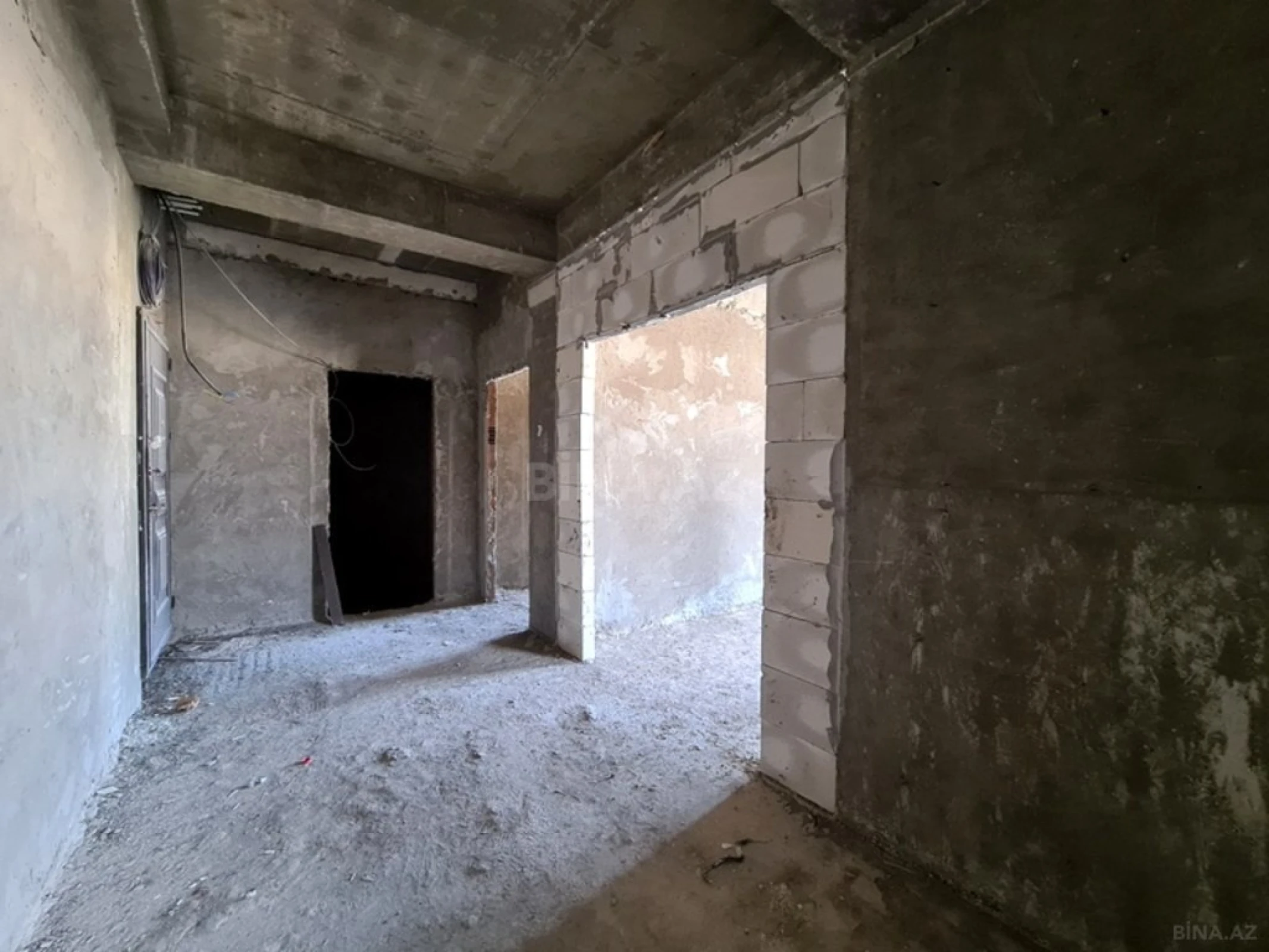 Satılır 1 otaqlı mənzil 45 m²
