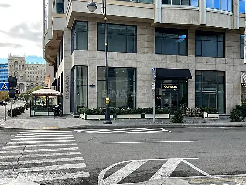 Satılır 1 otaqlı mənzil 45 m²