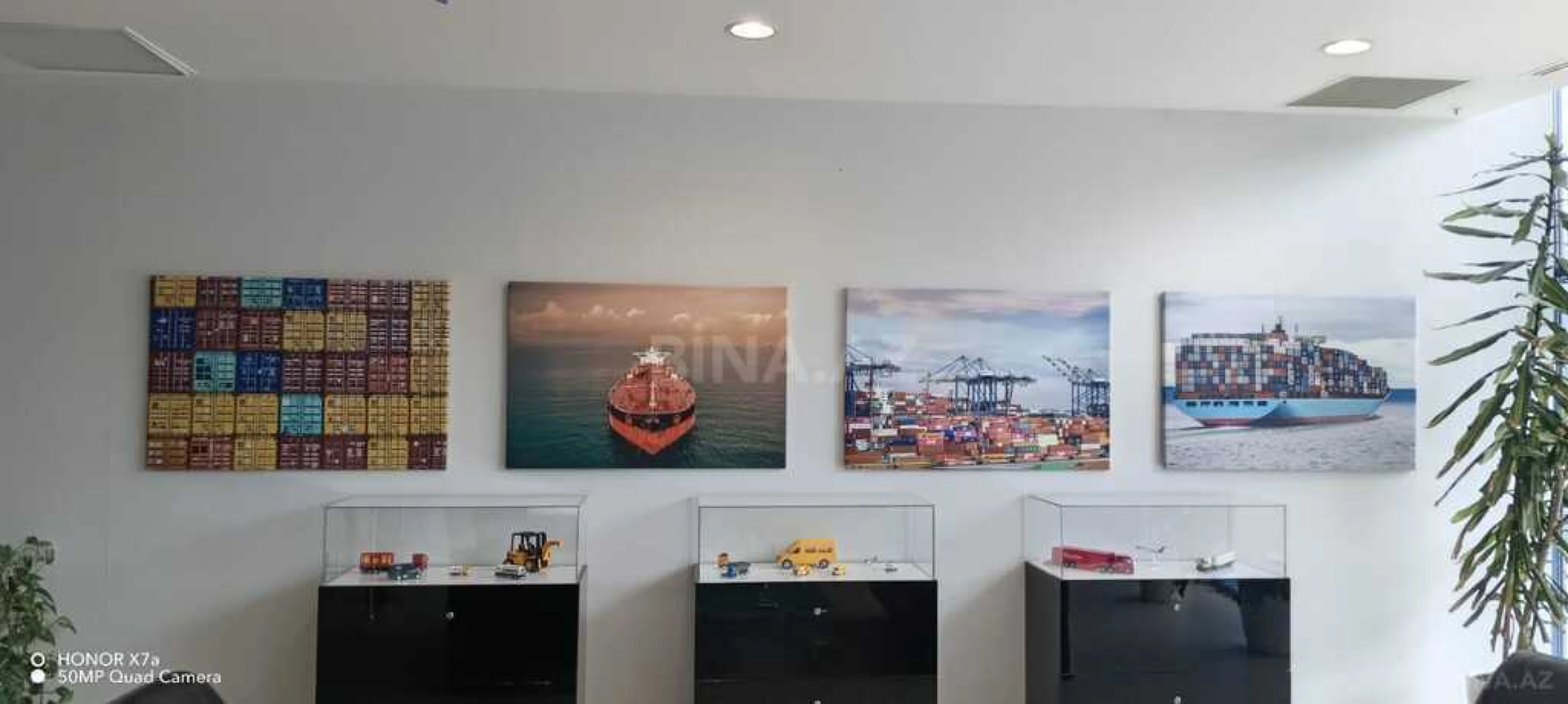 Kirayə verilir 17 otaqlı ofis 1000 m²