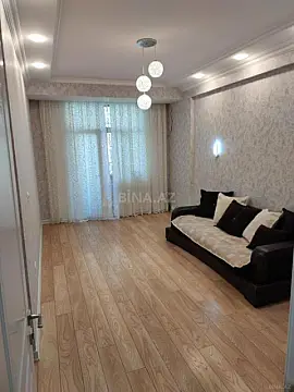 Satılır 3 otaqlı mənzil 130 m²