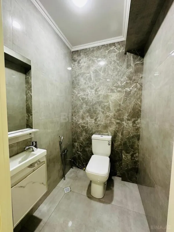 Satılır 3 otaqlı mənzil 134 m²