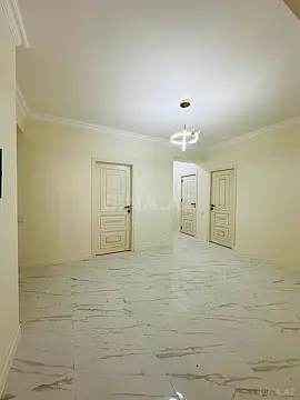 Satılır 3 otaqlı mənzil 134 m²