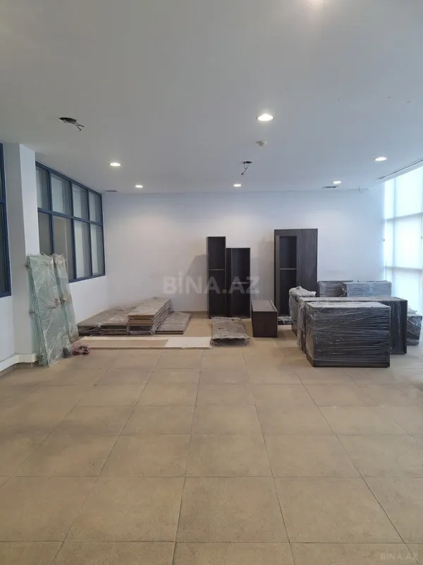 Kirayə verilir obyekt 1000 m²