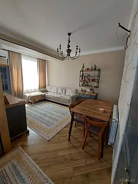 Satılır 4 otaqlı mənzil 100 m²