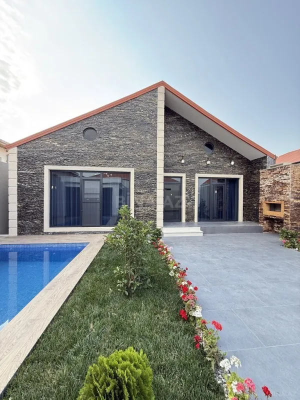 Satılır 4 otaqlı həyət evi 160 m²