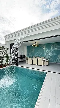 Satılır 5 otaqlı həyət evi 220 m²