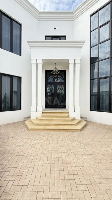 Satılır 5 otaqlı həyət evi 220 m²