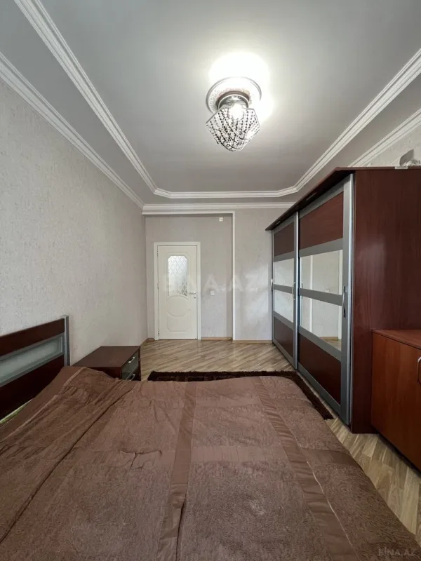 Satılır 2 otaqlı mənzil 90 m²