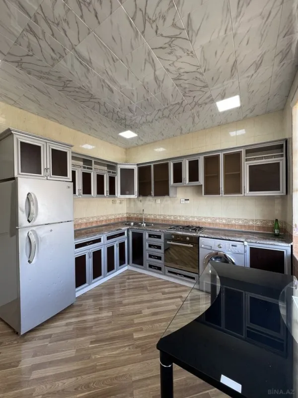 Satılır 2 otaqlı mənzil 90 m²