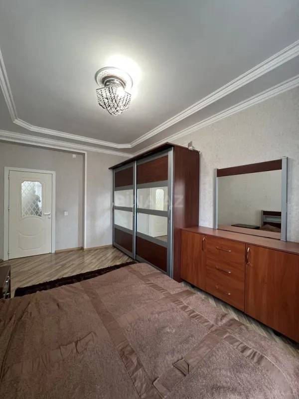 Satılır 2 otaqlı mənzil 90 m²