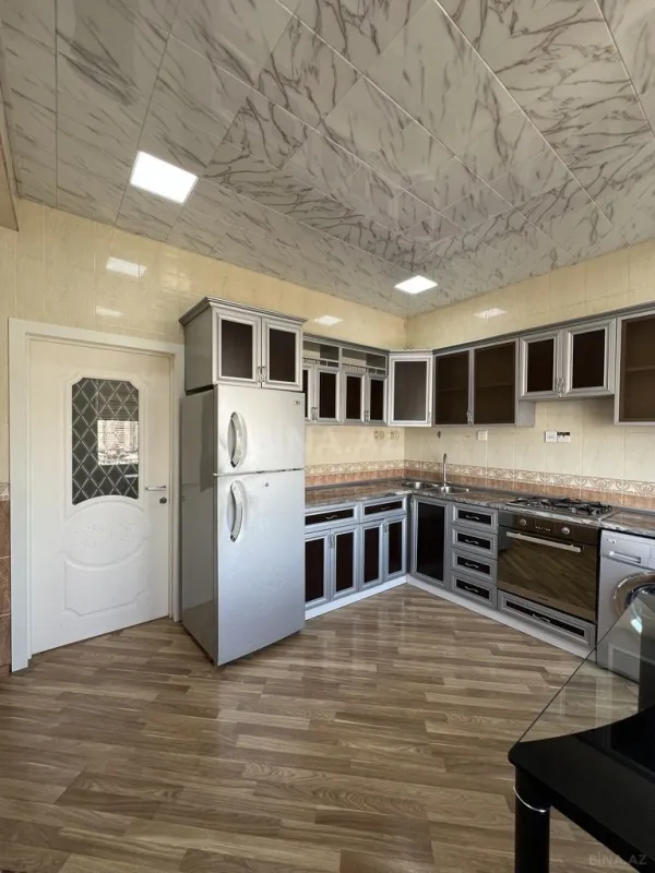 Satılır 2 otaqlı mənzil 90 m²