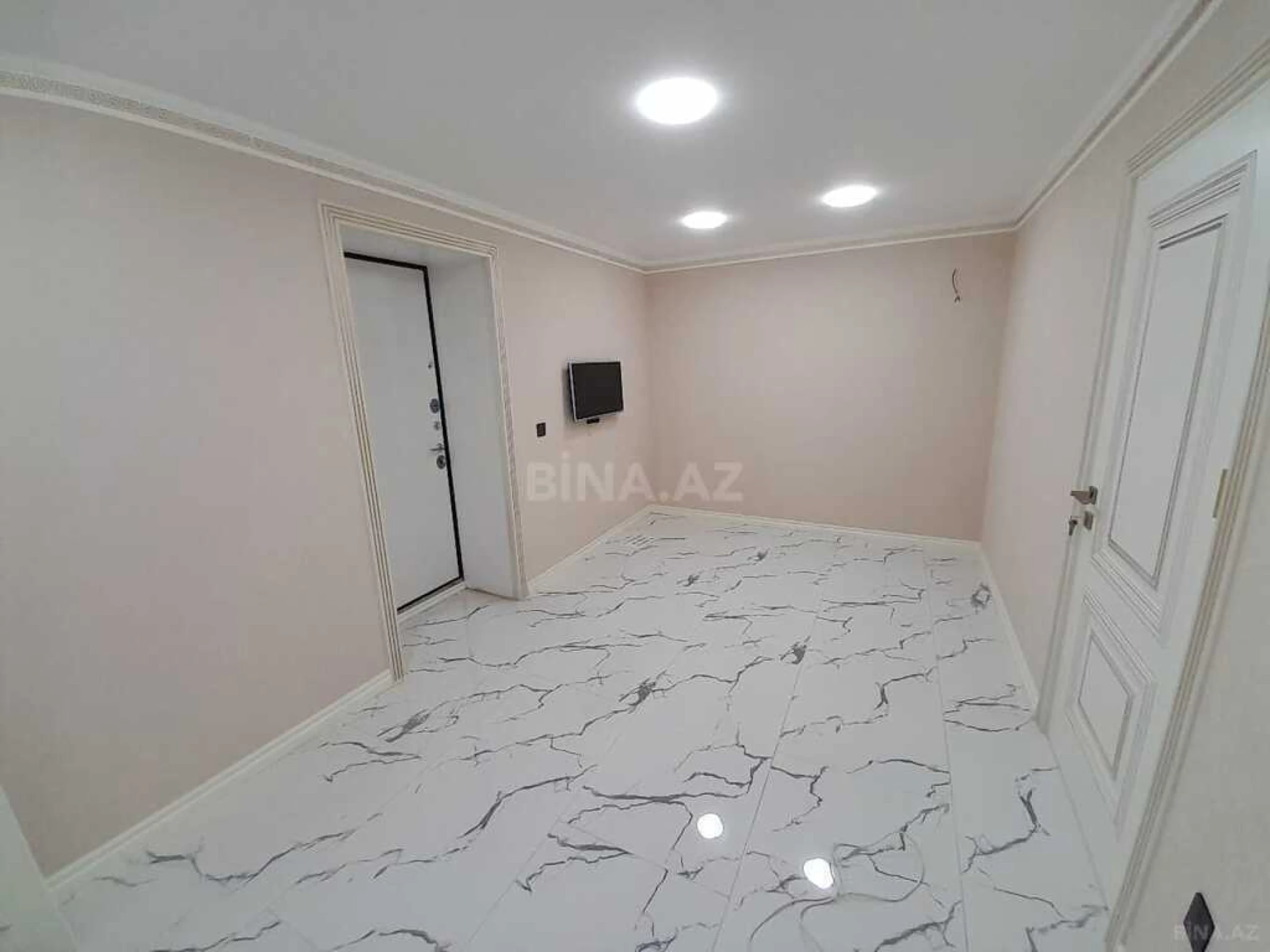 Kirayə verilir 3 otaqlı ofis 50 m²
