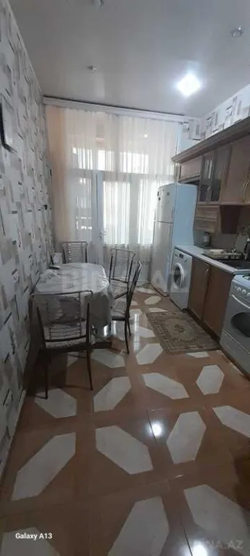 Satılır 3 otaqlı mənzil 100 m²