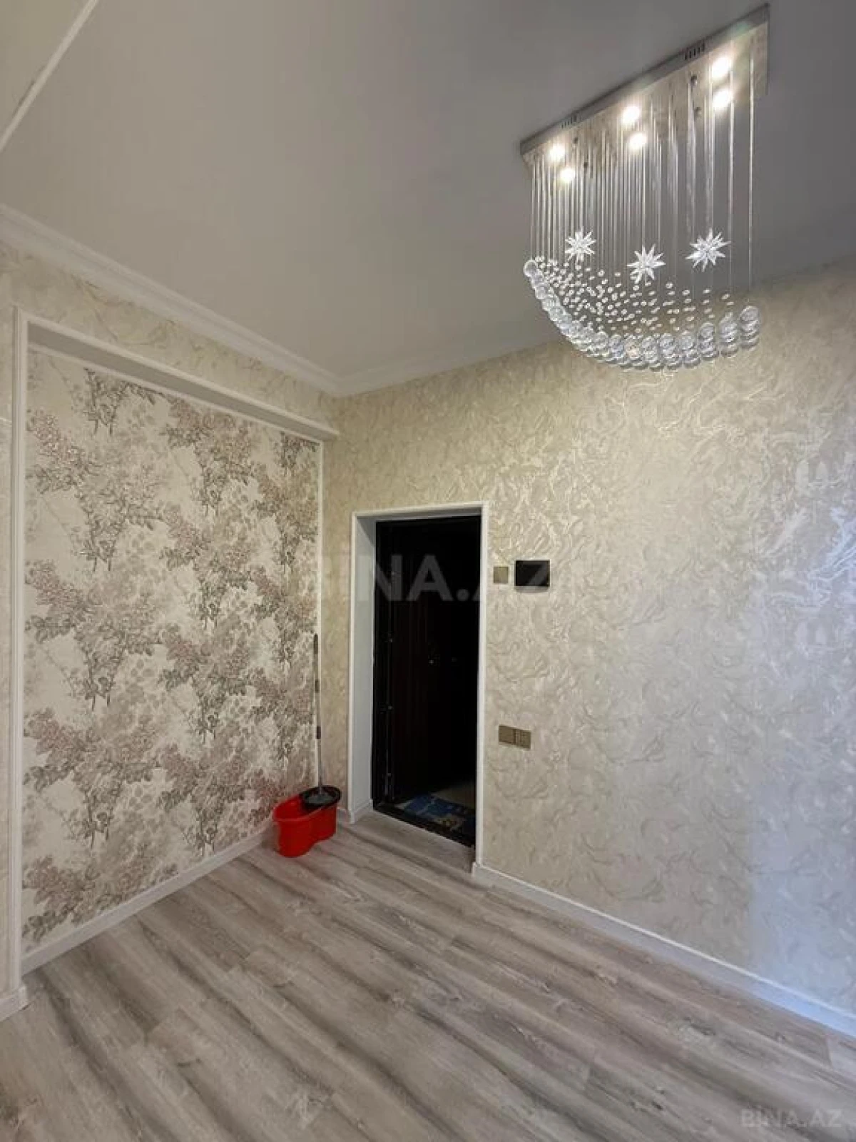 Satılır 2 otaqlı mənzil 56 m²