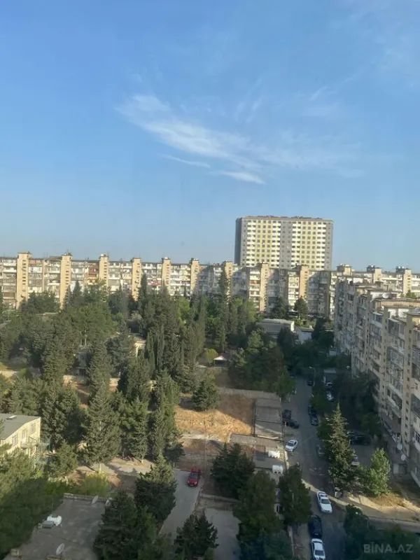 Satılır 3 otaqlı mənzil 130 m²
