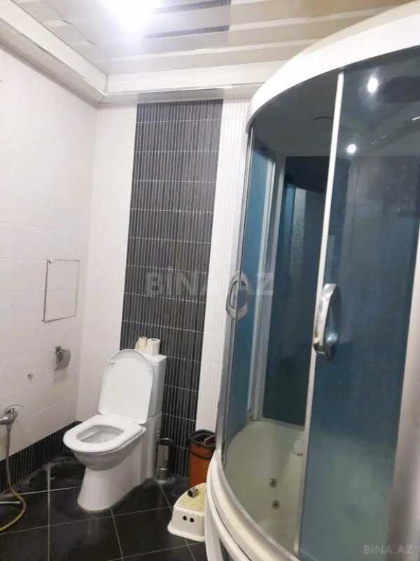 Satılır 4 otaqlı mənzil 170 m²