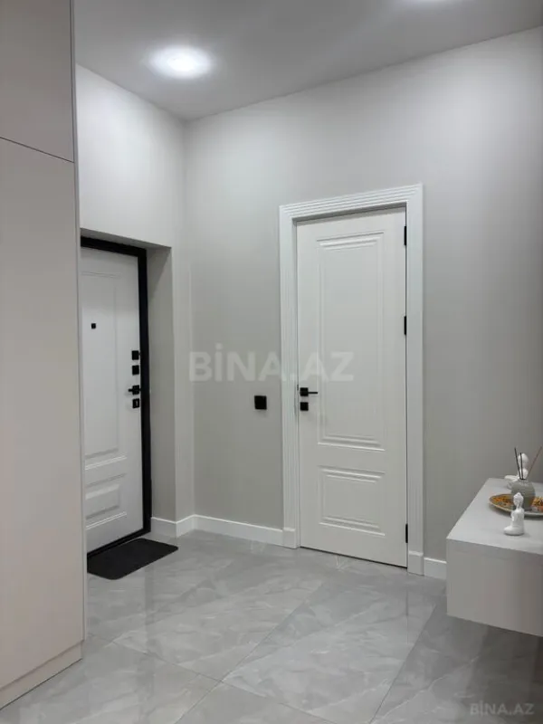 Satılır 2 otaqlı mənzil 63 m²
