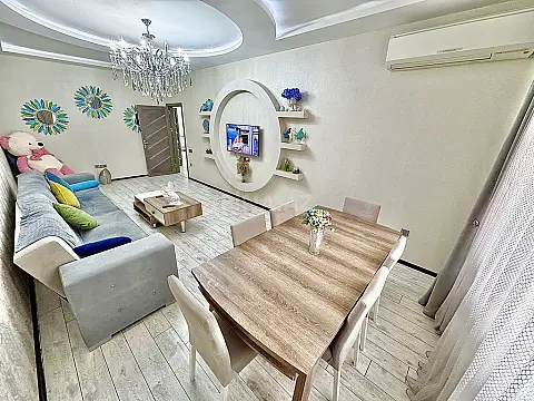 Satılır 3 otaqlı mənzil 133 m²