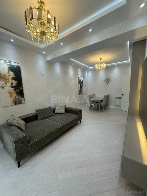 Satılır 2 otaqlı mənzil 68 m²