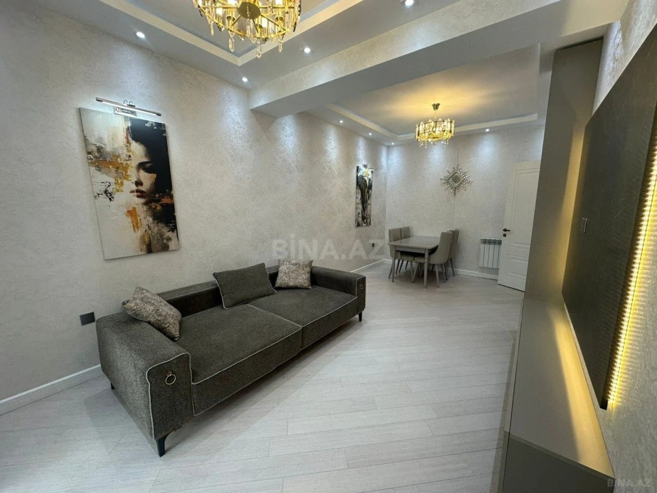 Satılır 2 otaqlı mənzil 68 m²