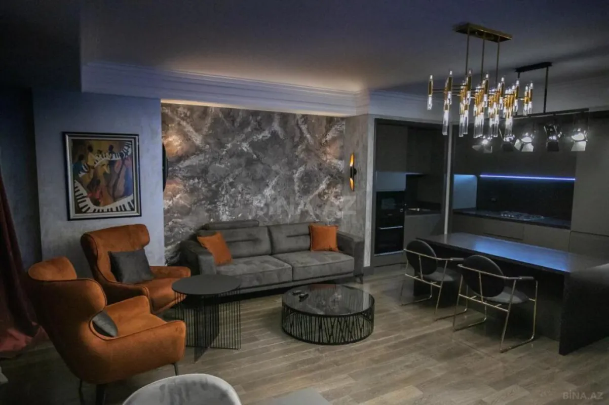 Kirayə verilir 4 otaqlı mənzil 155 m²