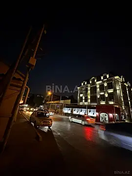 Satılır 10 otaqlı həyət evi 1100 m²