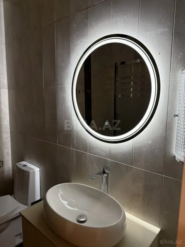 Satılır 3 otaqlı mənzil 145 m²