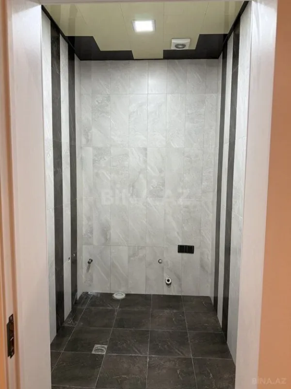 Satılır 3 otaqlı mənzil 145 m²