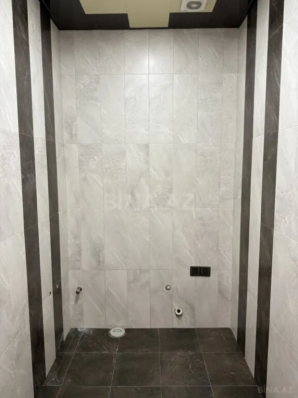 Satılır 3 otaqlı mənzil 145 m²