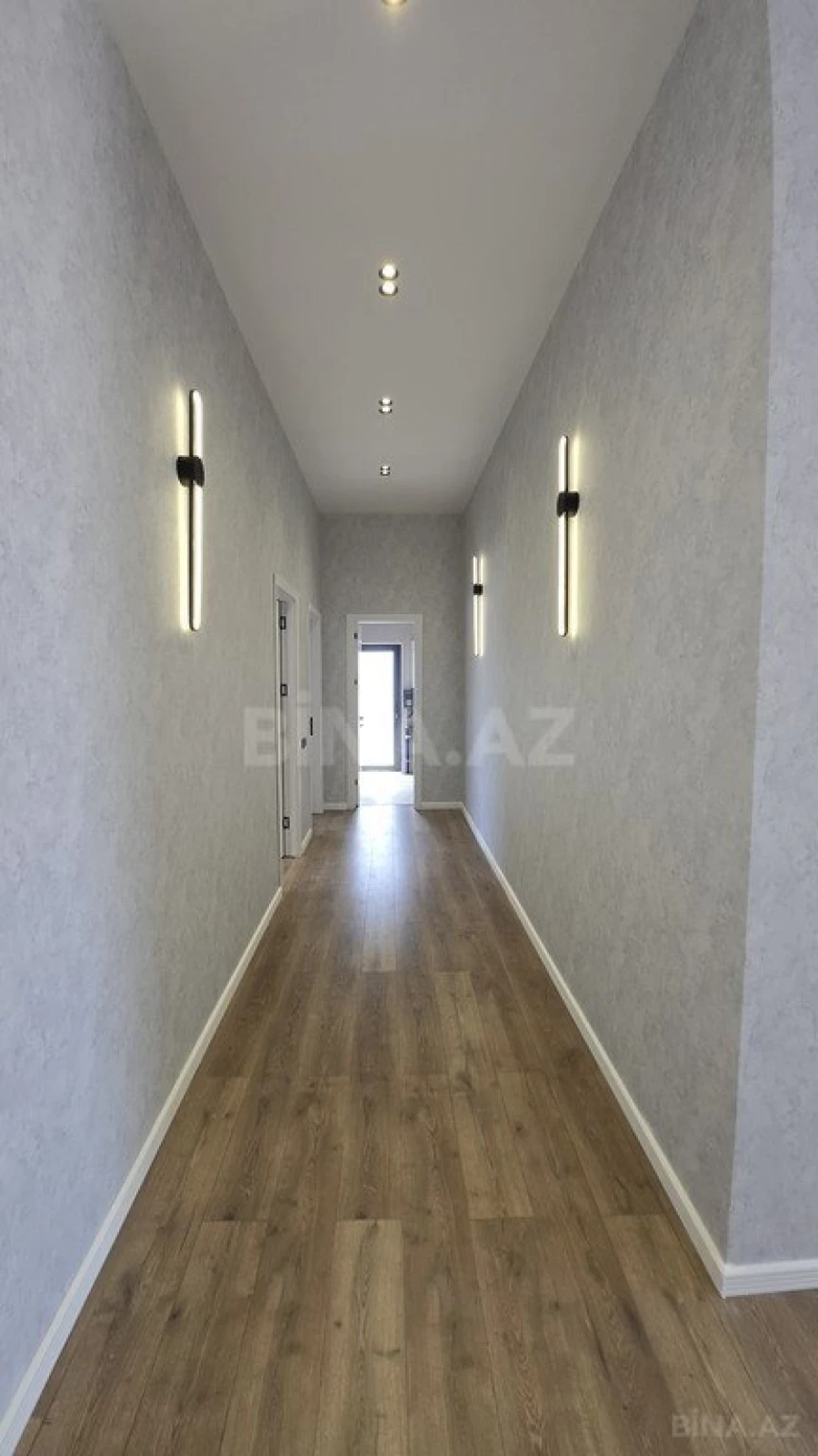 Satılır 4 otaqlı həyət evi 166 m²