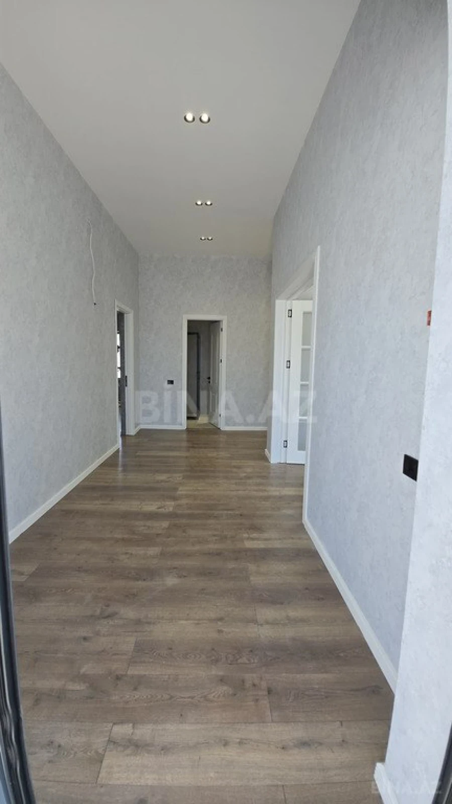 Satılır 4 otaqlı həyət evi 166 m²