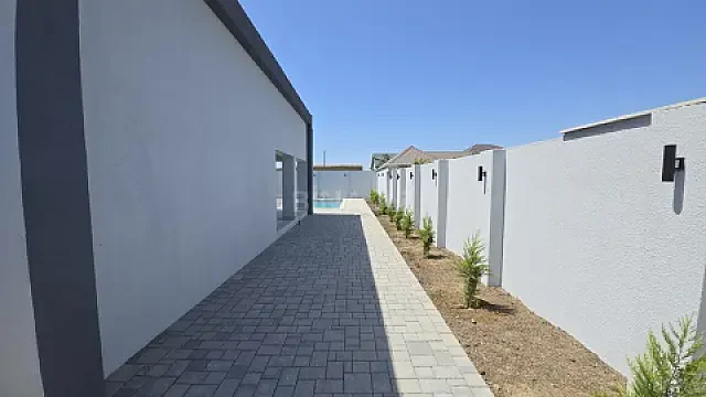 Satılır 4 otaqlı həyət evi 166 m²