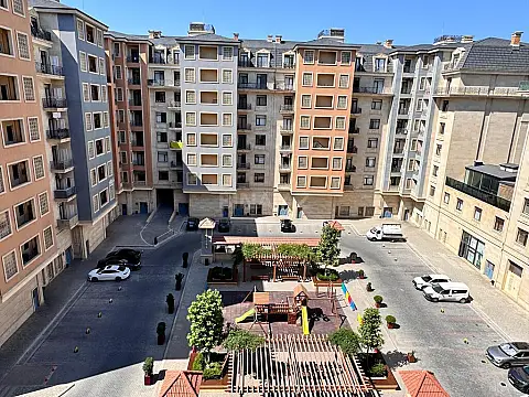 Satılır 3 otaqlı mənzil 137 m² — Bakı, Həzi Aslanov qəs. 3 otaq 137.00 m²