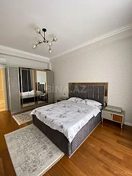 Satılır 3 otaqlı mənzil 137 m² — Bakı 3 otaq 137.00 m²