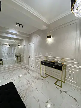 Satılır 3 otaqlı mənzil 137 m²