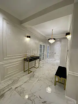 Satılır 3 otaqlı mənzil 137 m²