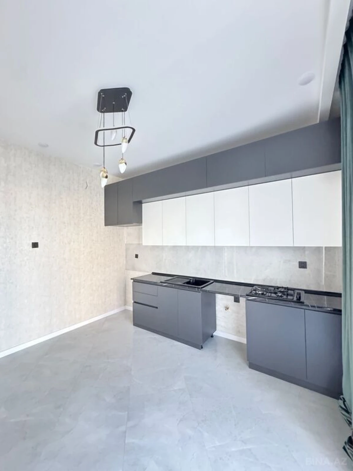 Satılır 4 otaqlı həyət evi 170 m²