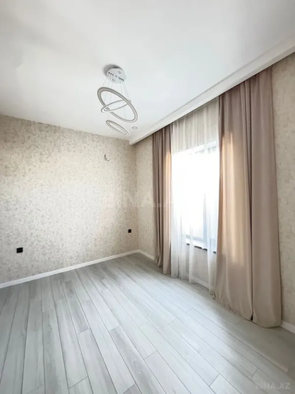 Satılır 4 otaqlı həyət evi 170 m²