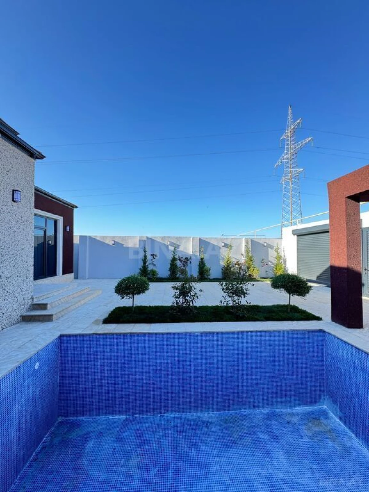 Satılır 4 otaqlı həyət evi 170 m²