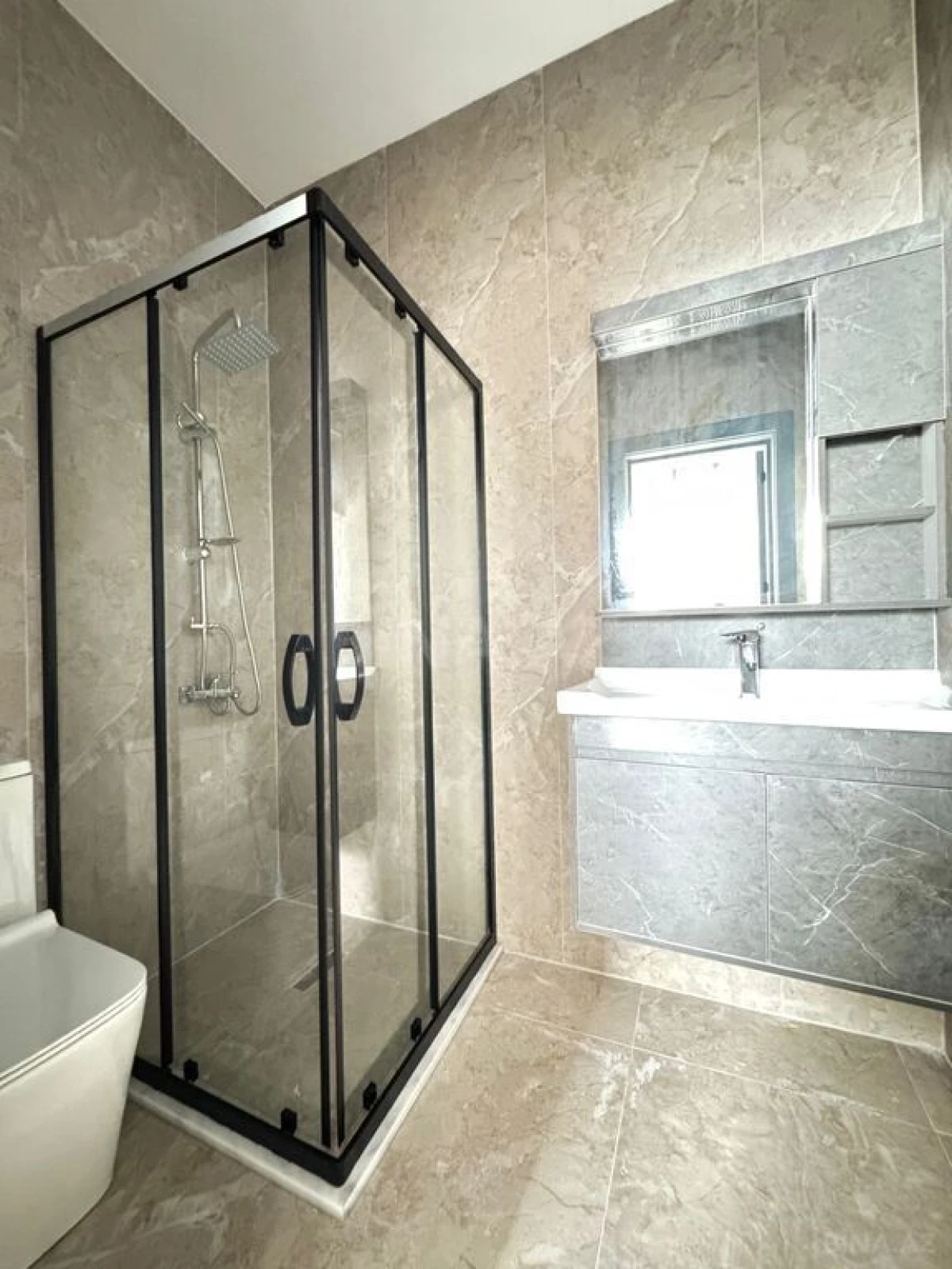 Satılır 4 otaqlı həyət evi 170 m²