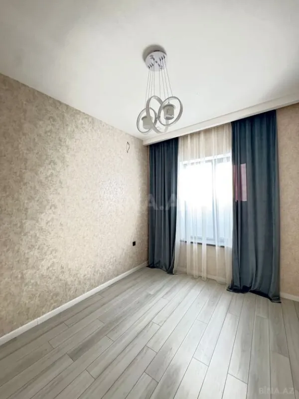 Satılır 4 otaqlı həyət evi 170 m²