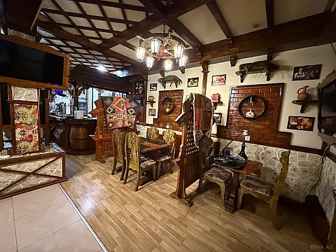 Satılır obyekt 270 m²