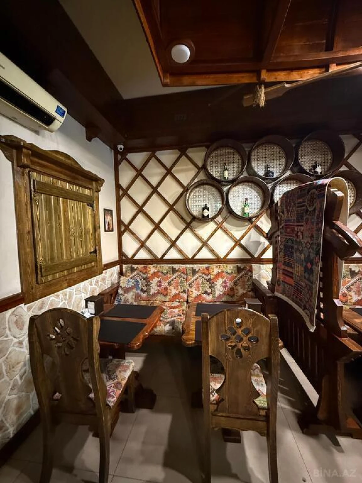 Satılır obyekt 270 m²