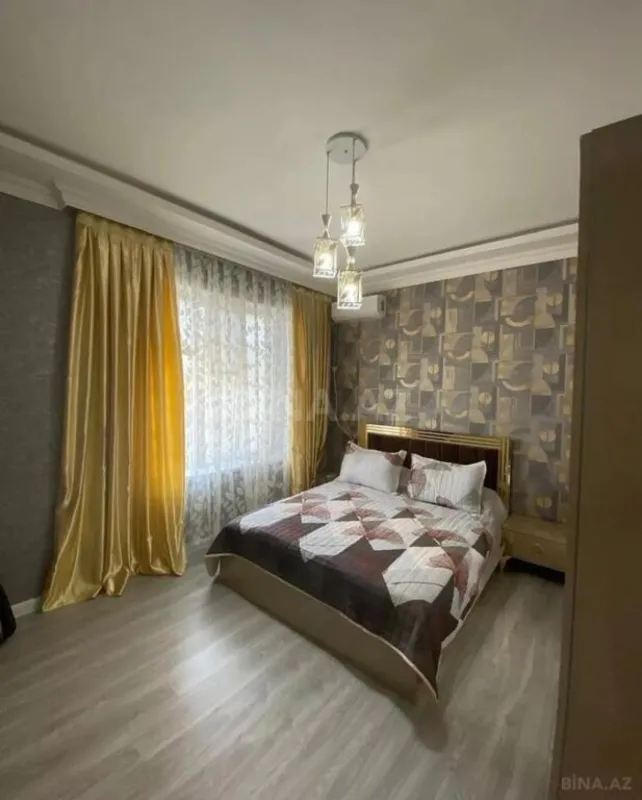 Satılır 4 otaqlı həyət evi 168 m²