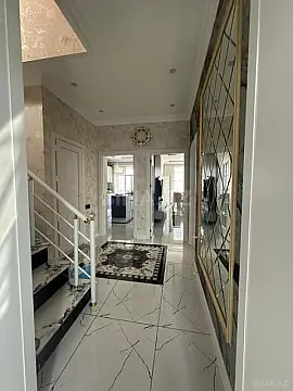Satılır 4 otaqlı həyət evi 168 m²