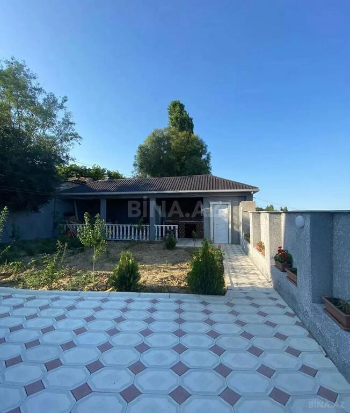 Satılır 4 otaqlı həyət evi 168 m²