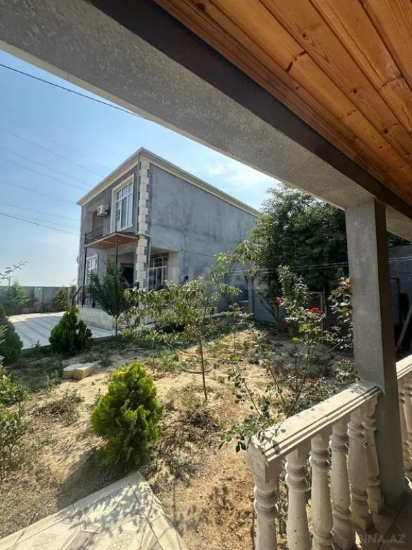 Satılır 4 otaqlı həyət evi 168 m²