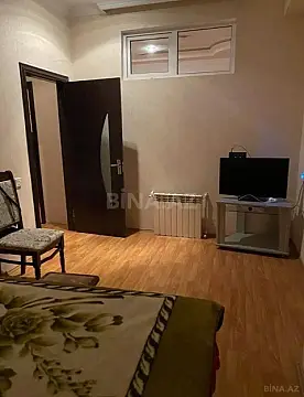 Satılır 2 otaqlı mənzil 75 m²