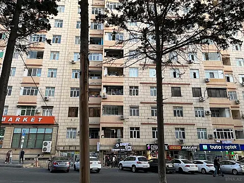 Satılır 2 otaqlı mənzil 75 m²
