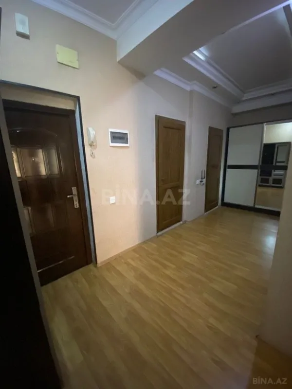 Satılır 2 otaqlı mənzil 75 m²